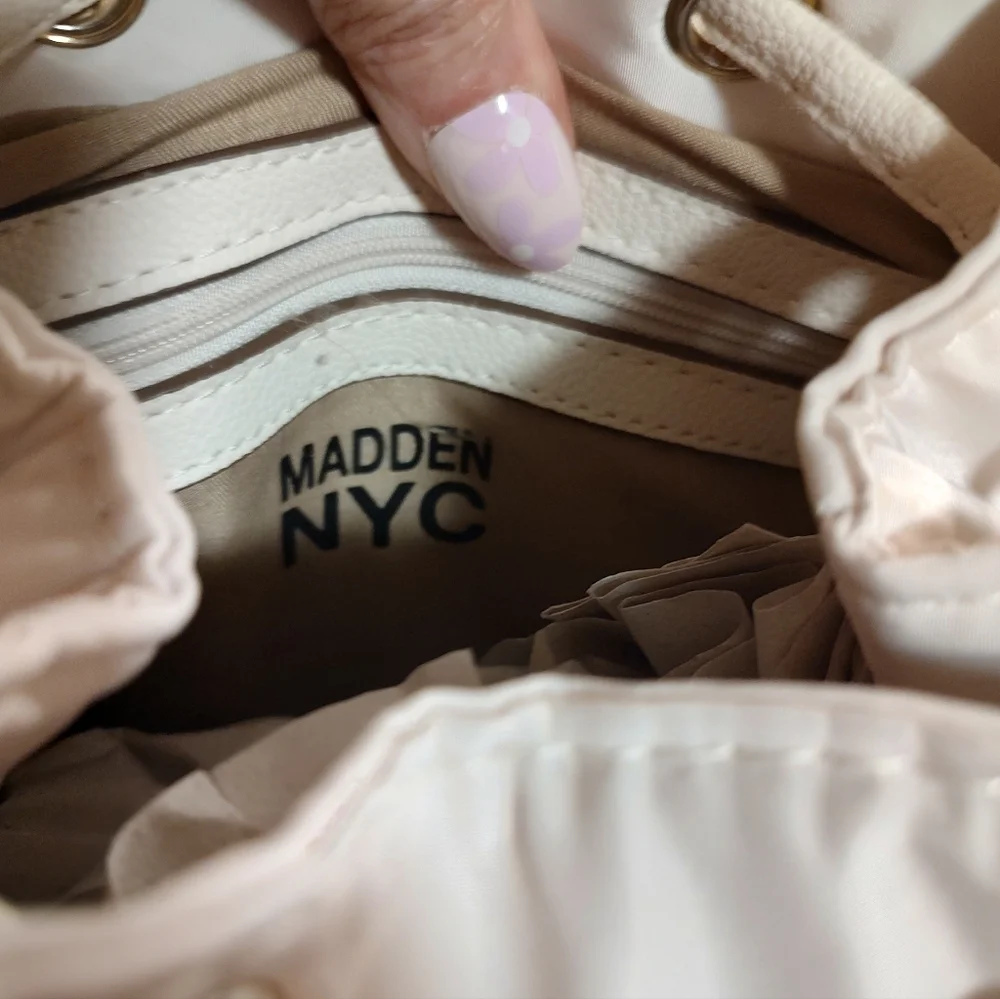 White Madden Backpack Brand New - Picture 9 of 10